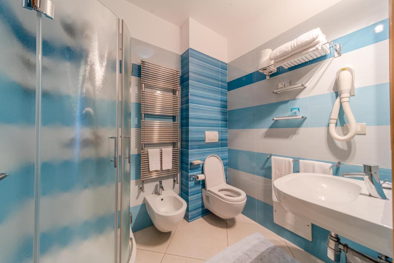 Lo Scalo Bed And Breakfast Marina Di Novaglie アレッサーノ エクステリア 写真