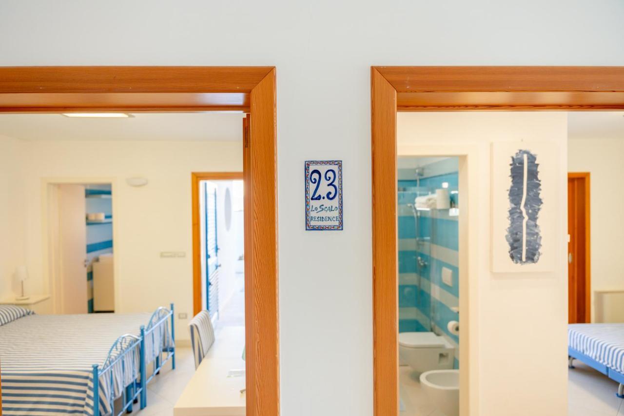 Lo Scalo Bed And Breakfast Marina Di Novaglie アレッサーノ エクステリア 写真
