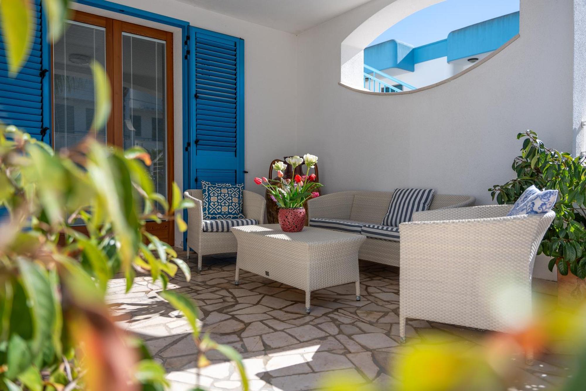 Lo Scalo Bed And Breakfast Marina Di Novaglie アレッサーノ エクステリア 写真