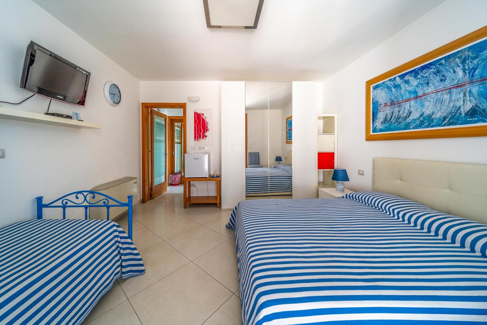 Lo Scalo Bed And Breakfast Marina Di Novaglie アレッサーノ エクステリア 写真