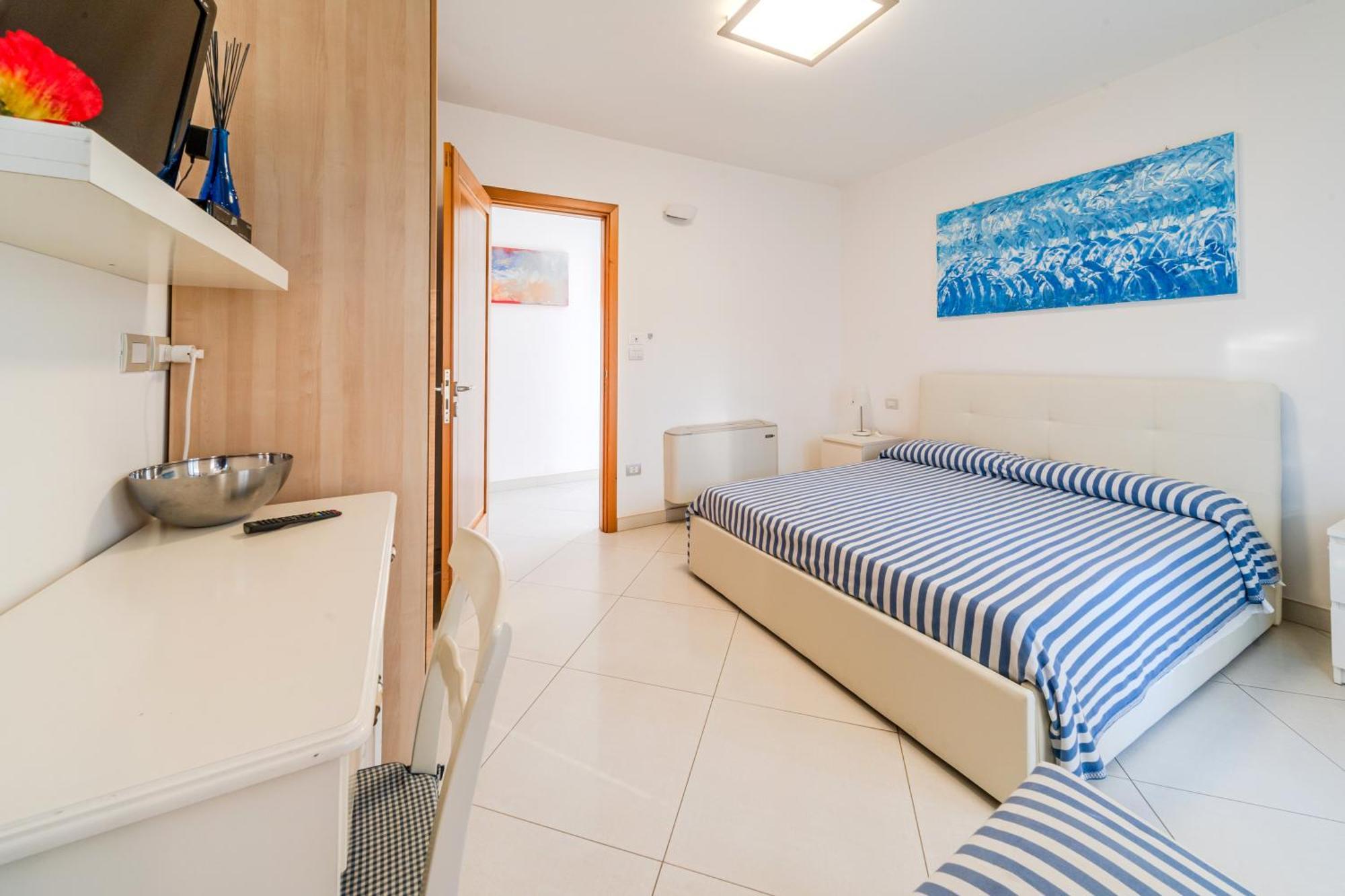Lo Scalo Bed And Breakfast Marina Di Novaglie アレッサーノ エクステリア 写真